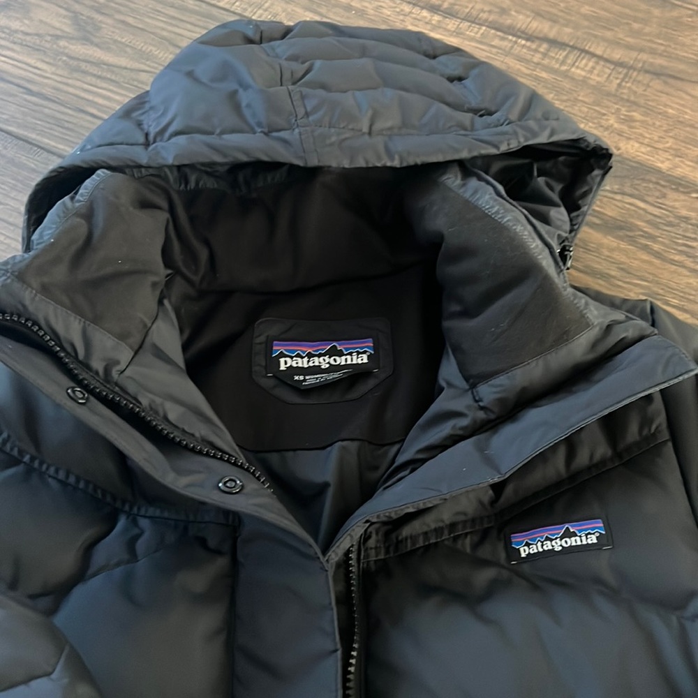 Patagonia Womens down with it jacket